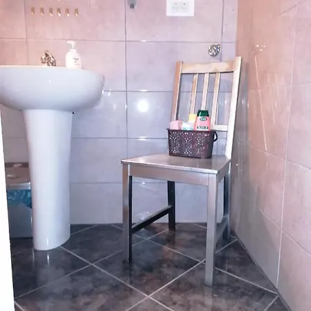 19 Apartment