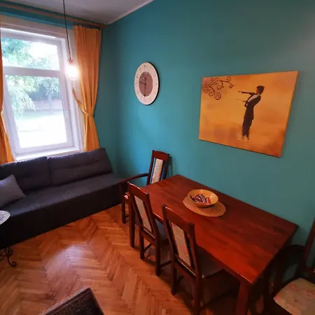 19 Apartment Sombor